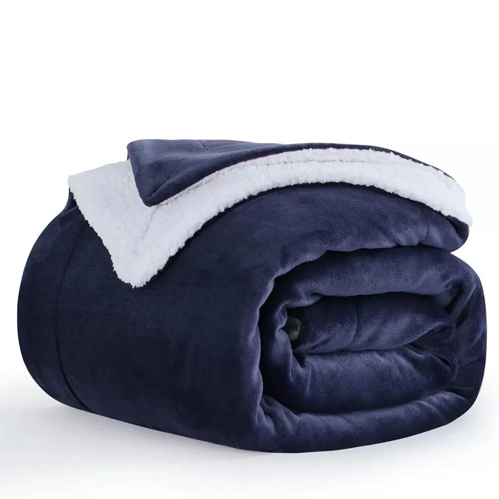 Современное простое бестселлер одеяло из шерпы и овечьей шерсти, всесезонное универсальное однотонное двухслойное фланелевое офисное одеяло для сна