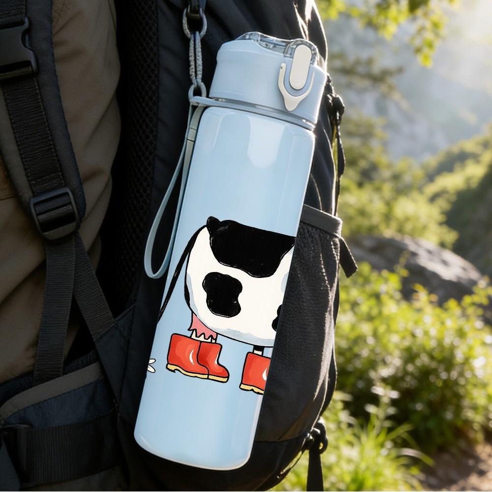 1PC Cute Farm Cow Cartoon 750ml Color Plastic Sports Water Bottle Leakproof Flip Straw Lid Suitable for Sports Office Home Use