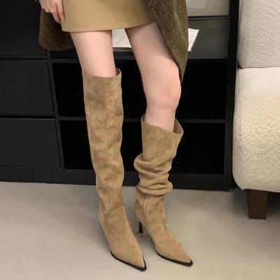 Модная женская обувь Осень Зима Темперамент Высокие сапоги Осень Новые Заостренный носок Замшевые боковые сапоги для женщин Молния Нескользящие сапоги