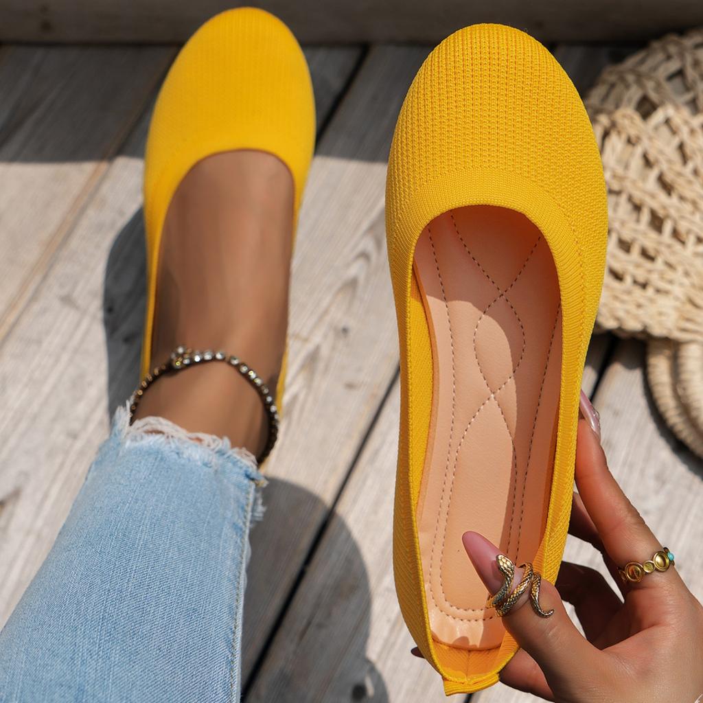 Fashion Women Flats 2024 New Solid Color Slip On Shoes for Women Casual Knitted Ballet Loafers Women Lightweight Breathable Flats Shoes