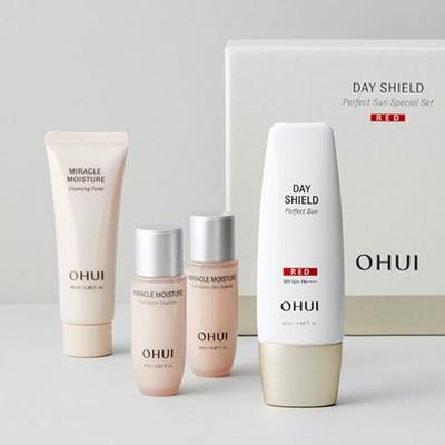 Day Shield Perfect Sun Красное планирование (Солнцезащитный крем 50мл, Смягчающий лосьон 20мл, Эмульсия 20мл, Очищающая пенка 40мл)
