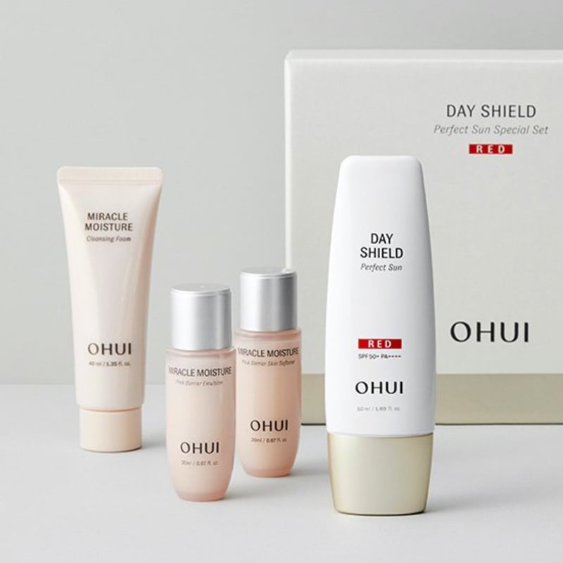 Ohui Day Shield Perfect Sun Красное планирование (Солнцезащитный крем 50мл, Смягчающий лосьон 20мл, Эмульсия 20мл, Очищающая пенка 40мл)