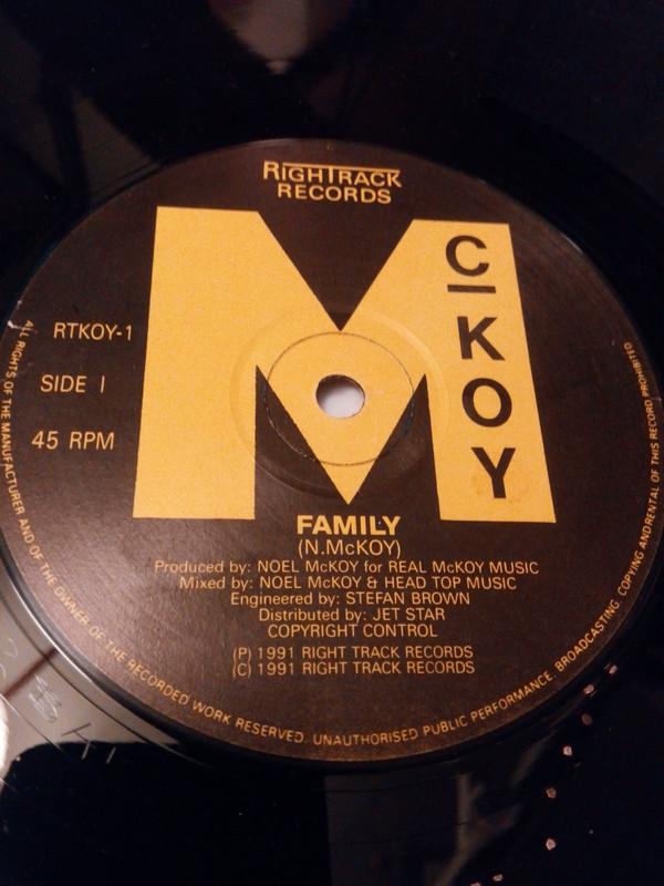 12-дюймовая пластинка MCKOY Family RTKOY1 Правый канал Запись 1994 UK Dance Электроника Б/у