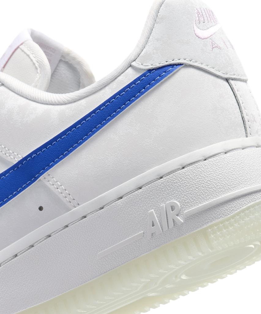 Nike Air Force 1 07 Lv8 W - Summit White:Off White:Bleached Lilac:Old Royal / Iw1235-121