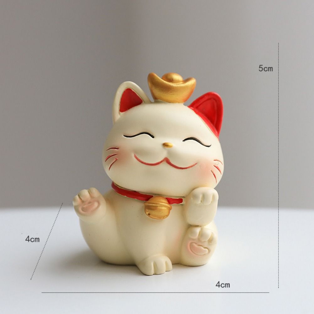 Shake Head Lucky Cat Car Decoration Waving Arm Maneki Neko Ornament  Desktop Decoration