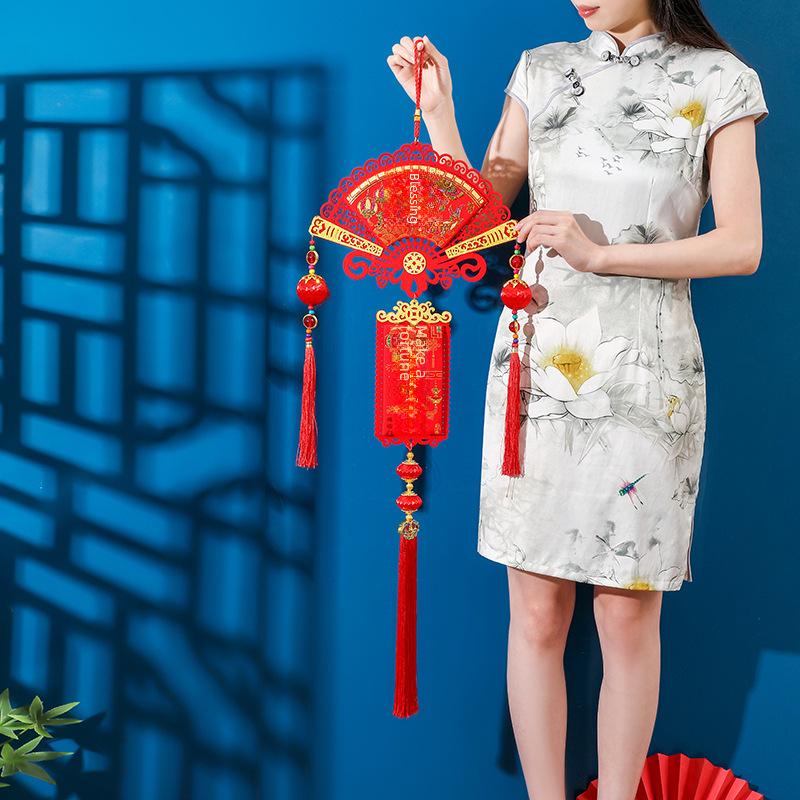 2025 New Year Pendant: Festive Decoration for Attracting Wealth and Fortune, Ideal for Spring Festival Celebrations.