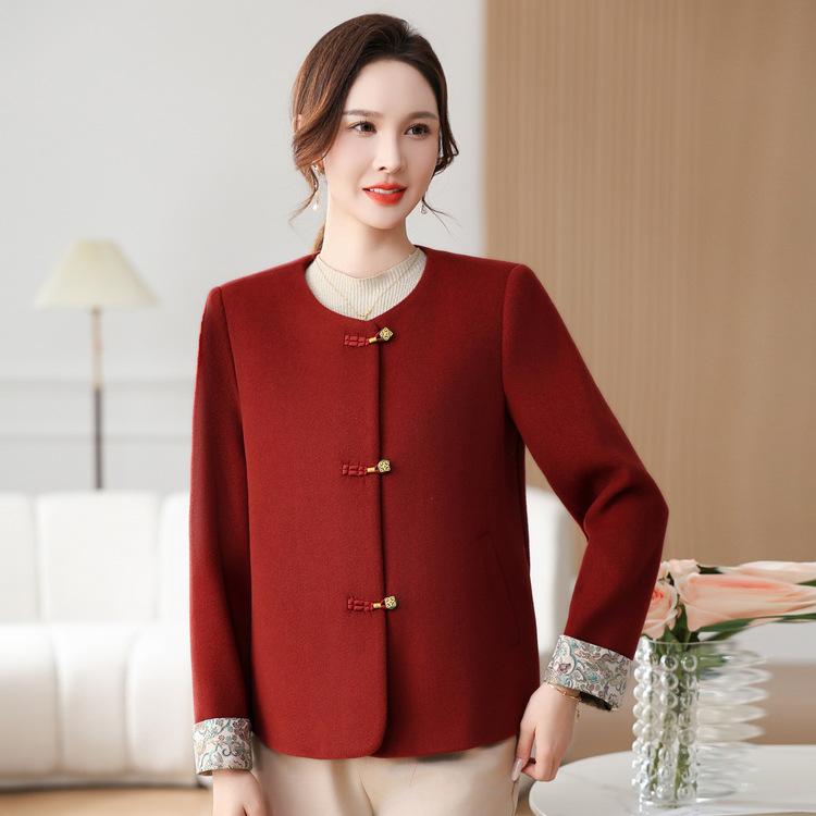Mom's Autumn Clothes New Chinese Short Jacket Middle-aged and Elderly Women's Autumn and Winter National Style Cardigan Casual Top