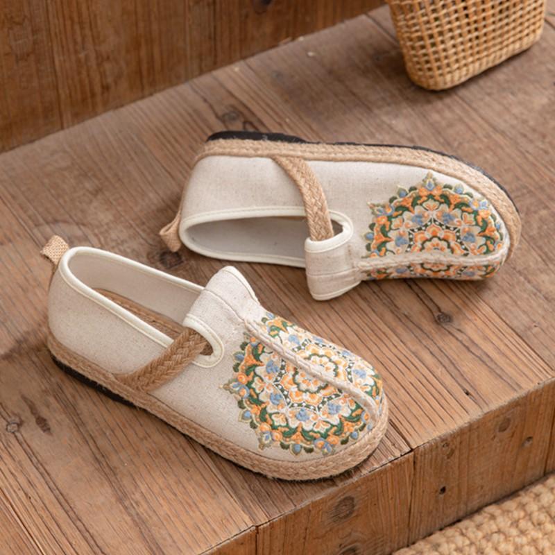 Johnature Женские туфли на плоской подошве из хлопка и льна в стиле ретро с круглым носком, вышитые вручную в этническом стиле