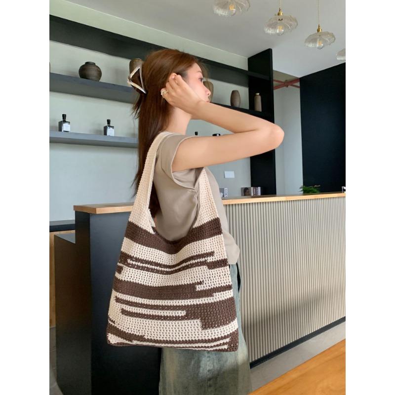 Knit Bag Woven Bag Simple Bag Women's Superior Hand Bill Shoulder Bag