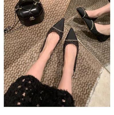 Модная женская обувь на плоской подошве для весны и осени, новинка 2025 года, весна-осень, цепочка, острый носок, неглубокий вырез, плоская подошва, темпераментная одинарная обувь