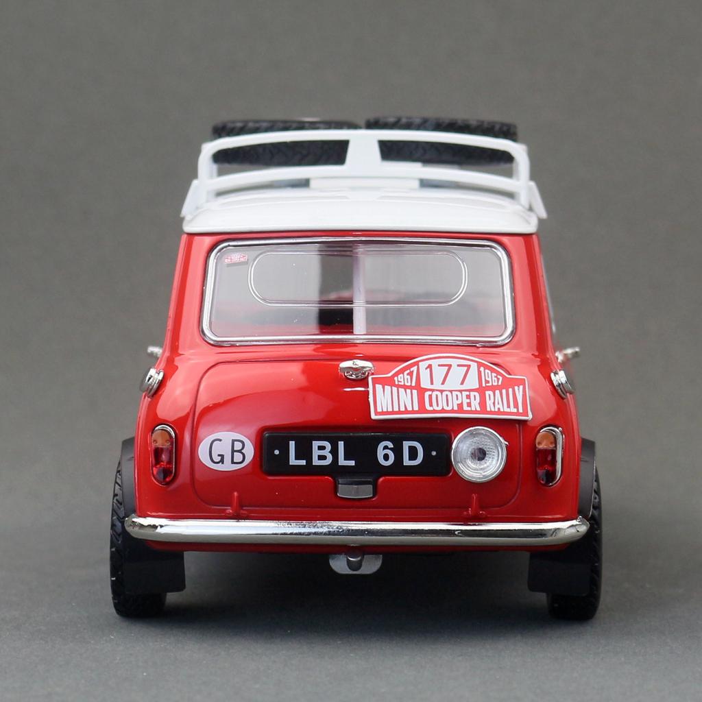 ABAL1 1/18 Mini Cooper Rally 1967 Monte Carol Racing Diecast Alloy Toy Car Vehicle Model Free Wheels Collection Gift For Children Boys