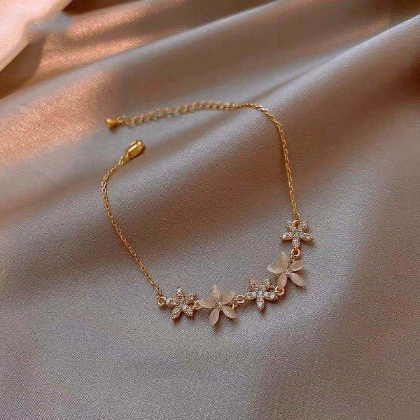 Luxury Zircon Rhinestone Flower Bracelet For Women Bangle Adjustable Wedding Party Fashion Jewelry Gift