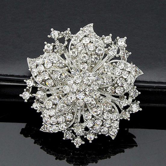 Brooch Pin Anti-rust Silver Plated Brooch Rhinestone Round Blossom Flower Breastpin for Dating Wedding Party