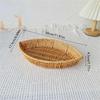 Тарелка для хранения закусок Удобное блюдо для хлеба Имитация ротанга Листообразный фруктовый поднос для повседневного использования Кухонные органайзеры