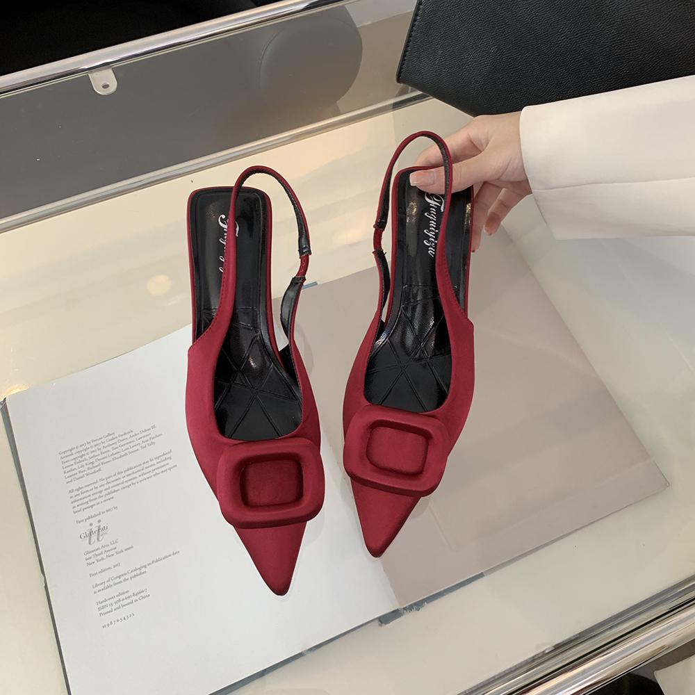 Модные женские босоножки с острым носком 2024 года, новые поступления, модные туфли для вечеринок, черные, красные, бежевые, на тонком высоком каблуке, туфли-лодочки с пряжкой на ремне 35-39
