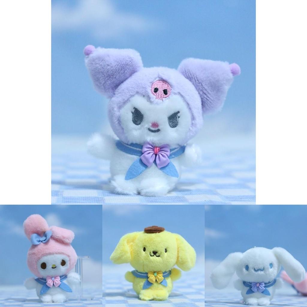 Очаровательная плюшевая игрушка-брелок Sanrio Kuromi Melody Cinnamoroll в мультяшном стиле.