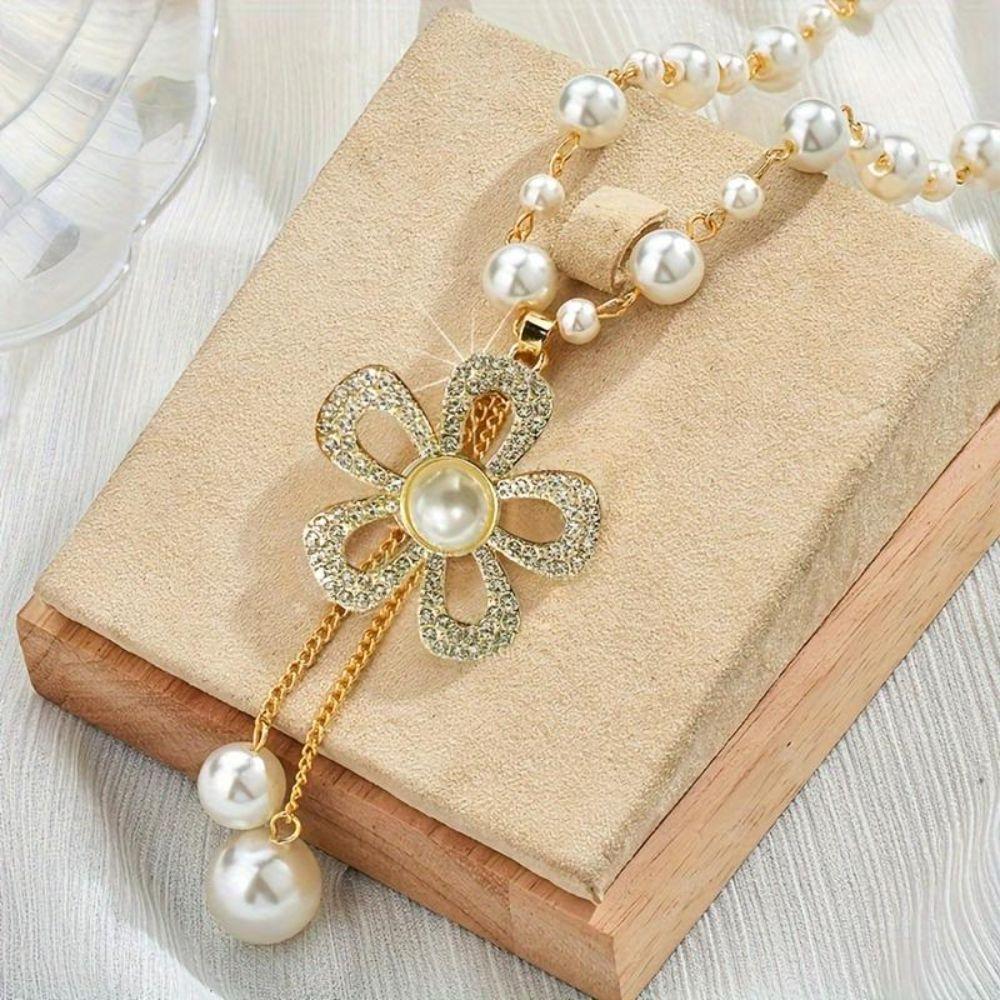 1Pcs Elegant Temperament Pearl Necklace Vintage Sweater Chain  Women's Jewelry Accessories