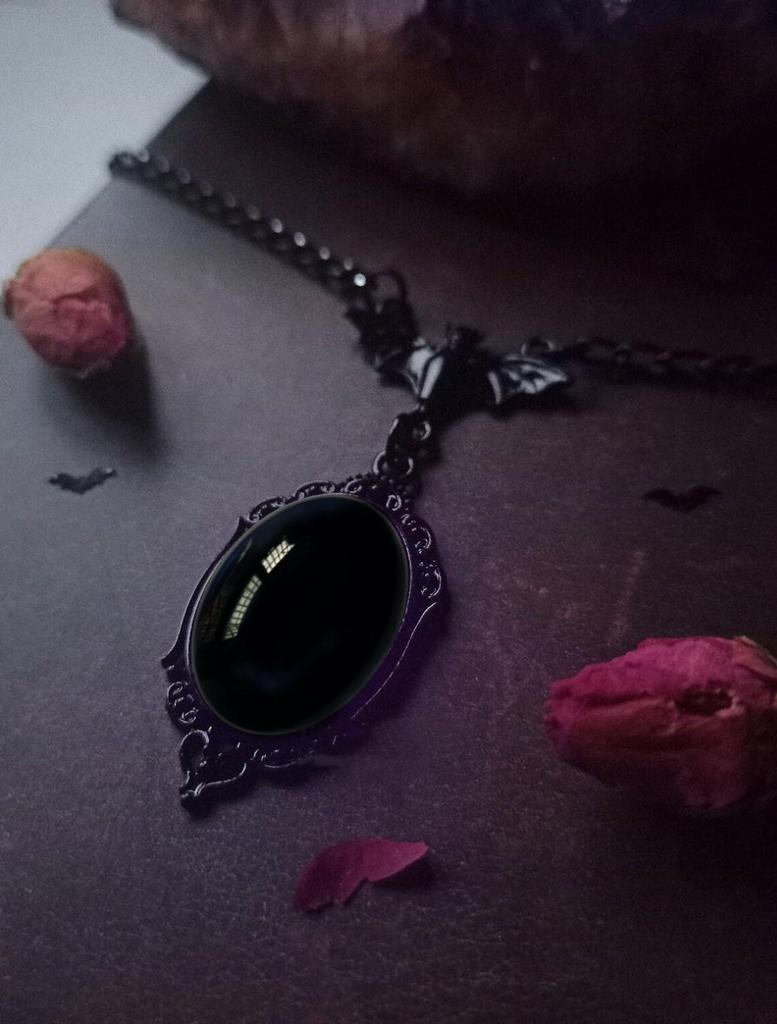 Викторианское готическое черное ожерелье-камея с летучей мышью, вампиром и ведьмой