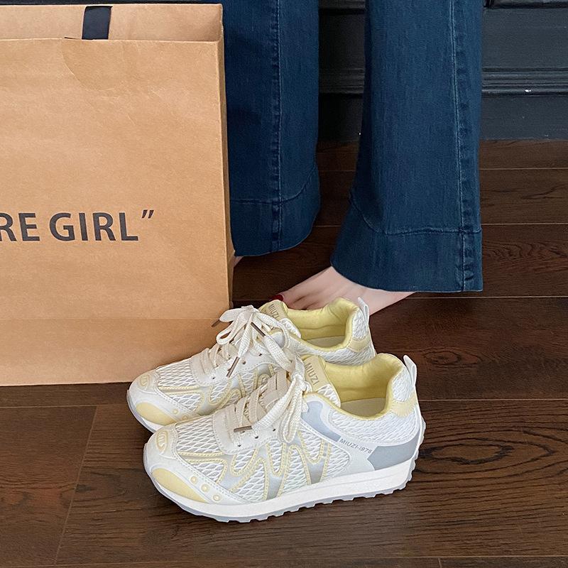 Женские дышащие повседневные спортивные кроссовки, летняя сетка, новинки европейского рынка 2025, модные универсальные кроссовки на толстой подошве