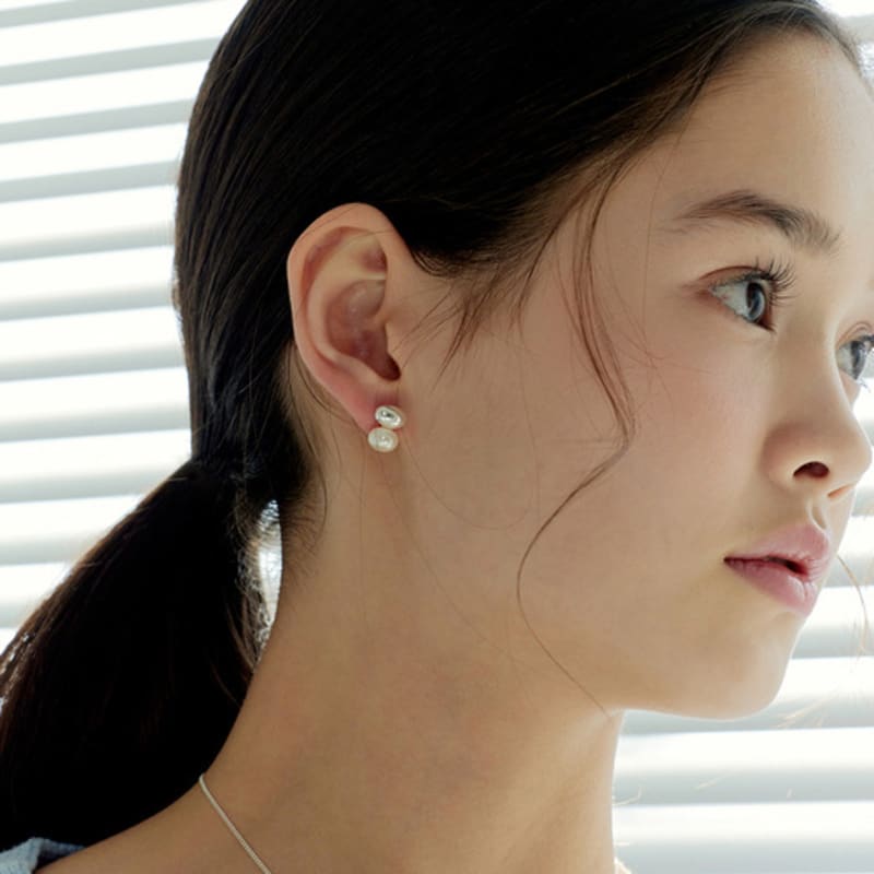 murmur [925silver]Egg pearl stud earrings