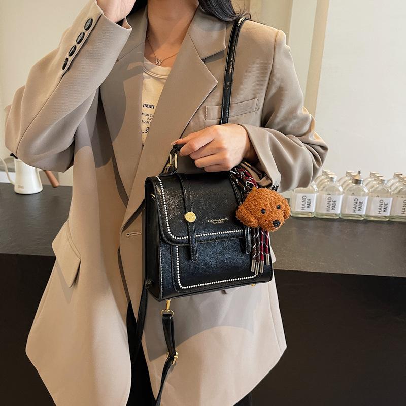 Niche Design Bag Women 2025 New Contrasting Color Portable Backpack Retro Versatile Travel Backpack