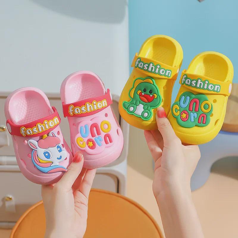 Детская обувь с дырочками с героями мультфильмов: Мягкие, нескользящие тапочки для мальчиков и девочек