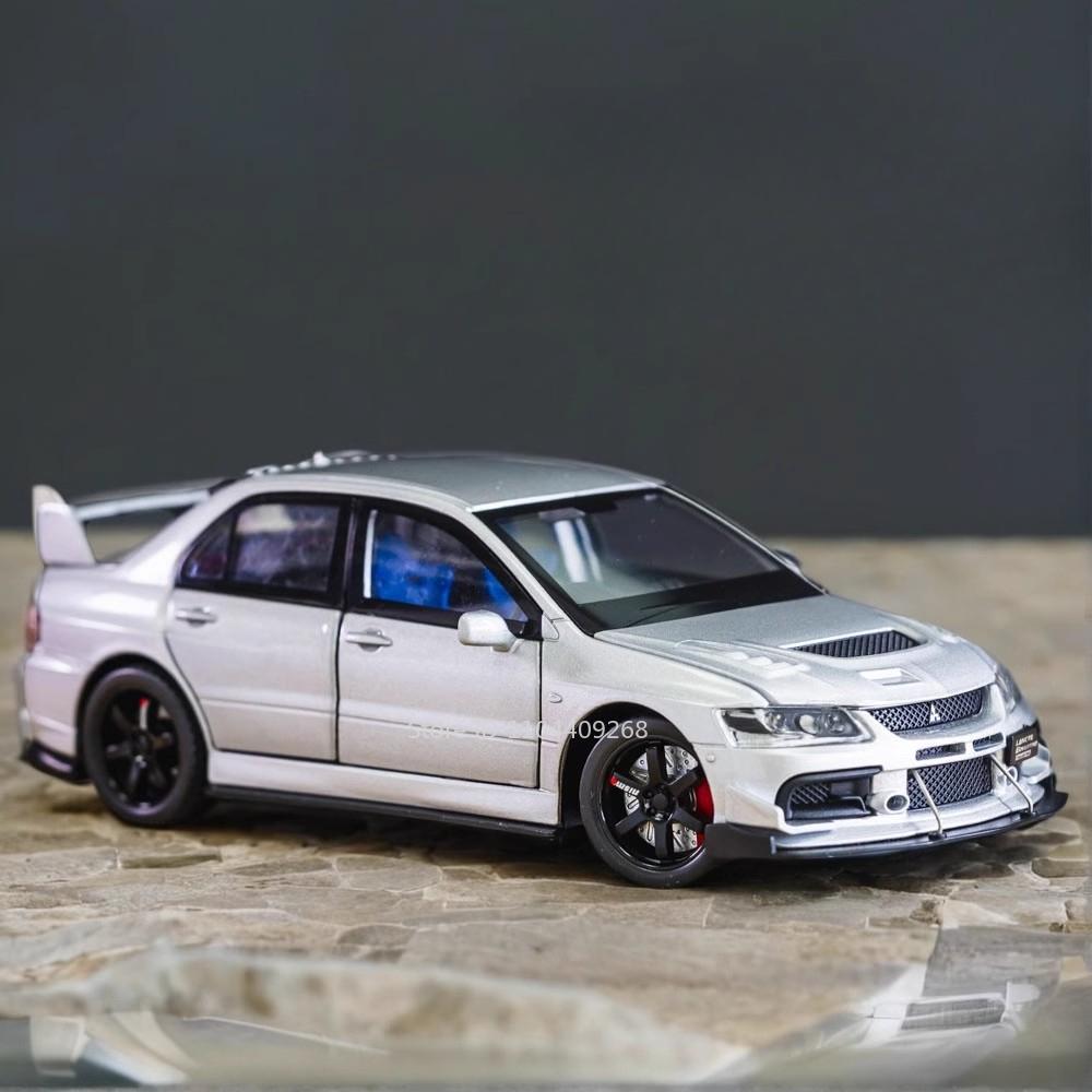 Масштаб 1:32 Mitsubishi Lancer Evolution IX Спортивный автомобиль Игрушечная модель Открывающиеся двери Оттягивание назад Амортизация Транспортные средства Хобби Украшения