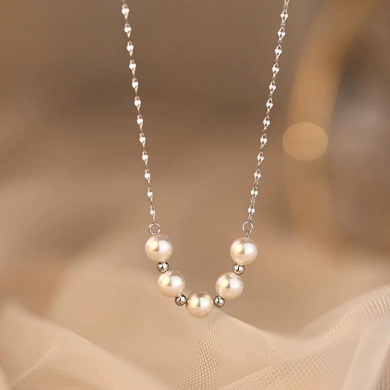 Pearl Necklace Women'S Lamp Luxury Niche Design Sense Clavicle Chain Simple Temperament Neck Chain Jewelry Premium