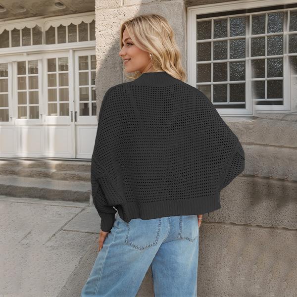 Autumn and Winter Women's Fashion V-neck Bat Sleeve Knitted Cardigan Sweater