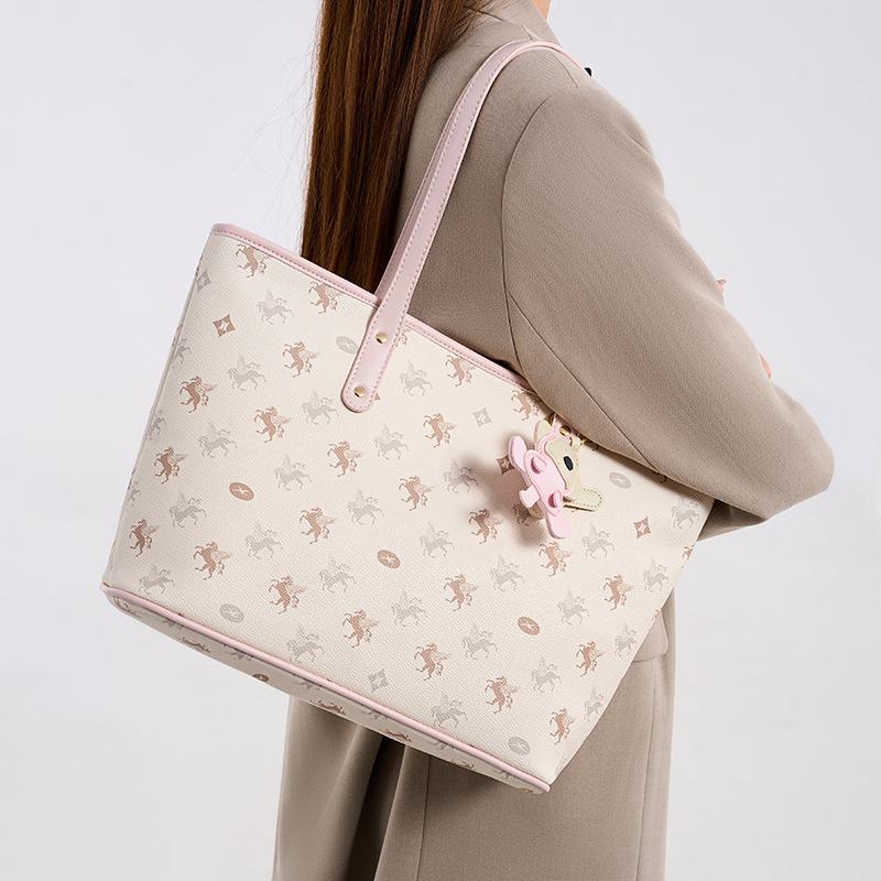 Трендовый зарубежный стиль 2025 новая сумка-тоут женская большой вместимости для поездок на работу на плечо ручная сумка с принтом новая сумка-тоут