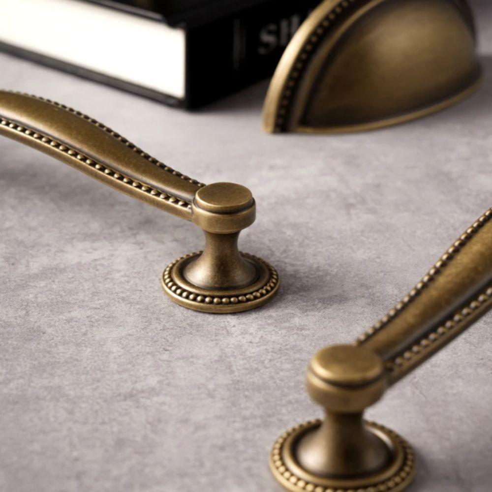 Light Luxury Brass Cabinet Knobs Drawer Pull Shell Shaped Handle Cupboard Handles  Interior Design