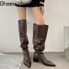Уличный стиль, плиссированные женские сапоги до колена, модные заостренные носки, длинные сапоги, дизайнерские туфли на квадратном каблуке, Botas De Mujer