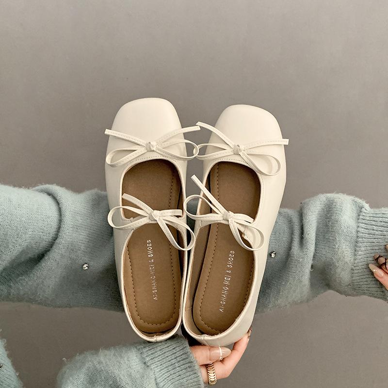Модные темпераментные туфли на плоской подошве с бантом, женские, новинка весны 2025 года, с юбкой, мягкие однотонные туфли Мэри Джейн