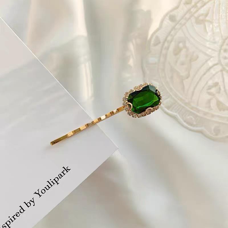 Emerald Rhinestone Retro Hair Clip for Women - Versatile, Elegant One-Word Hairpin for Bangs