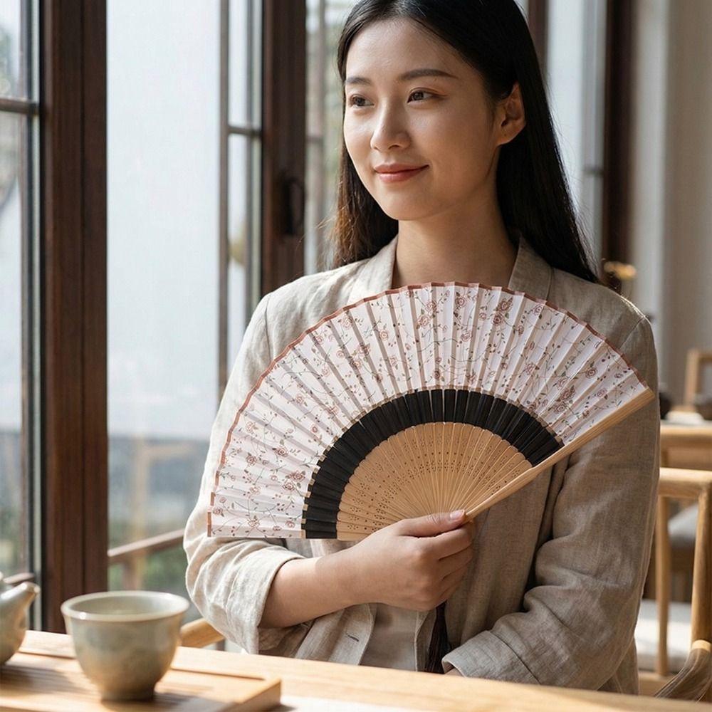 Portable Chinese Style Fan Vintage Bamboo Fan Gift Fan Folding Fan Scenic Area