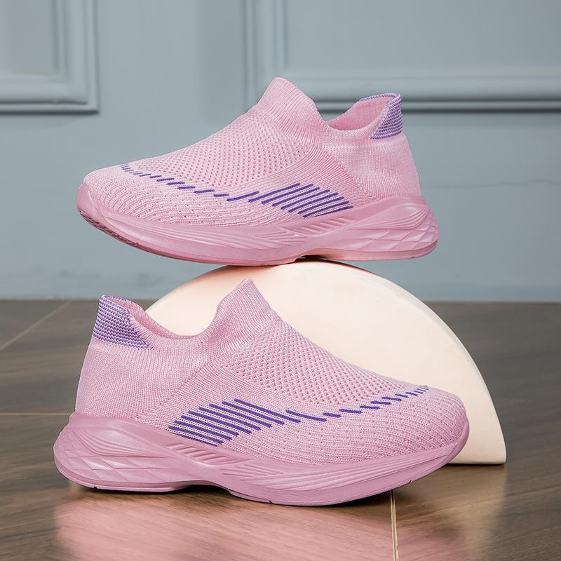 In 2024, foreign trade flying weaving classmates children's casual sports shoes boys and girls pedal youth casual shoes