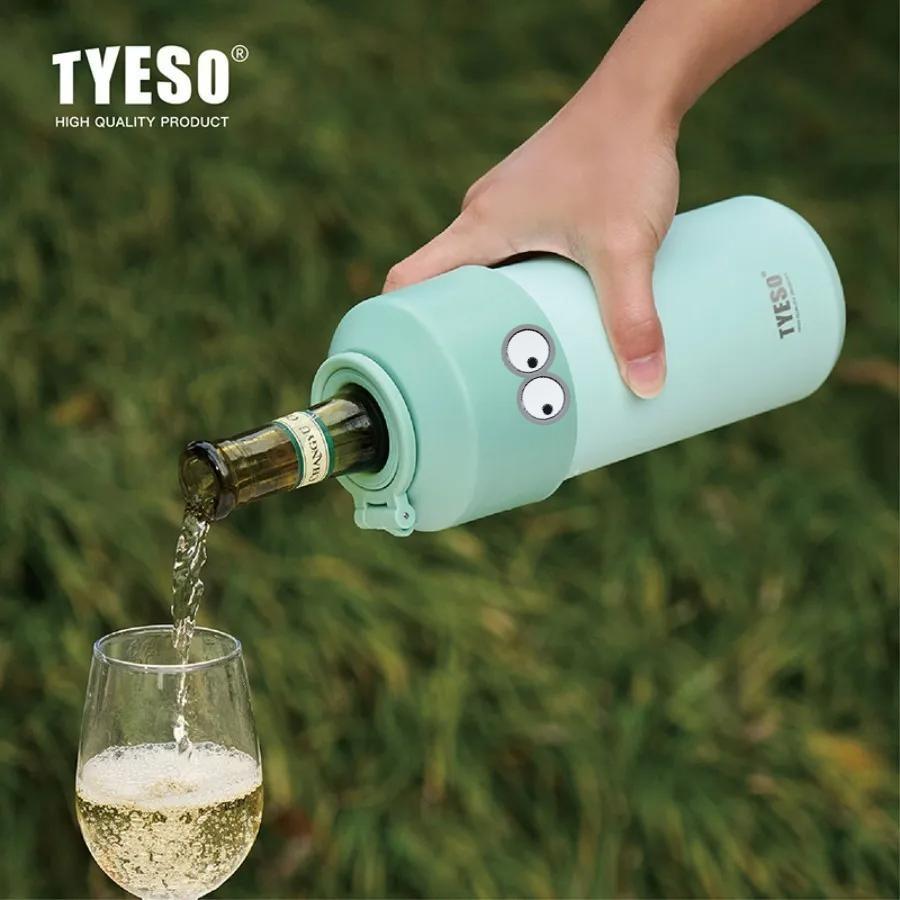 Tyeso 680ML High-Performance Insulated Cold Drink Bottle Portable Lightweight Tumbler for Travel Outdoor Sports Large Capacity with Eye Sticker
