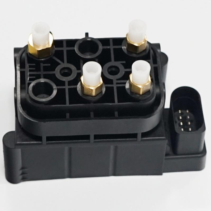 OEM:A2123200858 A2123200000 Air Suspension Solenoid Valve Block Suitable for Mercedes-Benz CLS C218 2011-2017