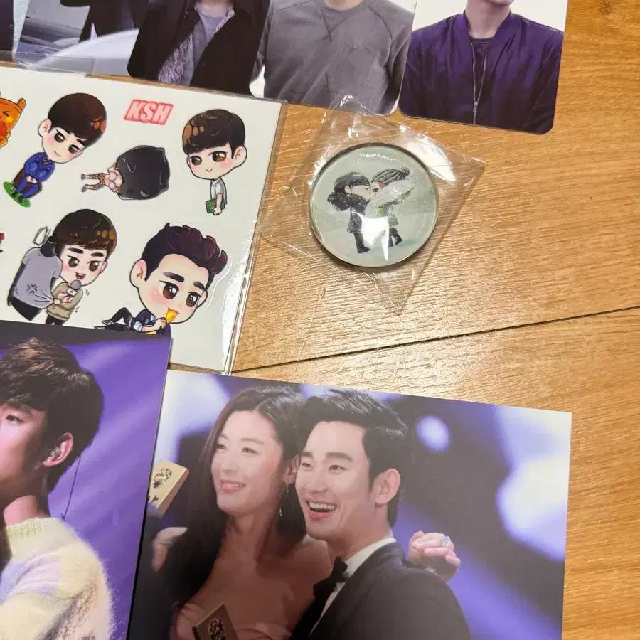 Kim Soo-hyun Official/Unofficial Goods