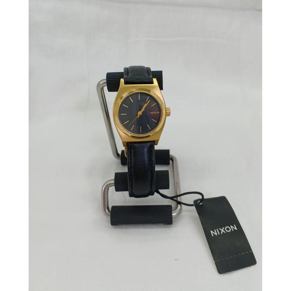 Б/у КВАРЦЕВЫЕ ЧАСЫ NIXON SMALL TIME С КОЖАНЫМ РЕМЕШКОМ