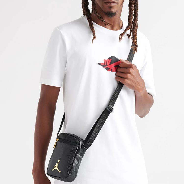 Jordan Polyester Cell Phone Pouch, Shoulder Bag, Crossbody Bag Regular Unisex Black 9A0234-429