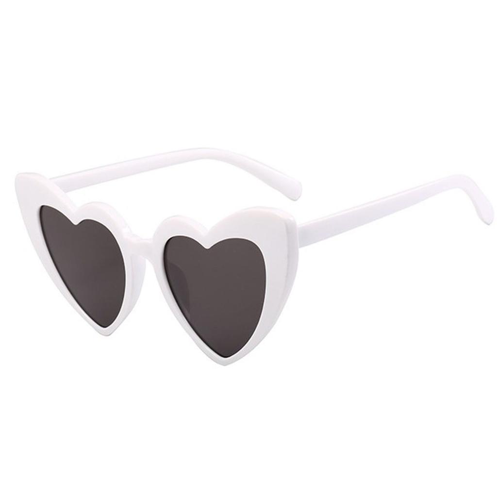 Fashion Clout Goggle Women Eyewear Heart-Shaped Sunglasses Vintage Sunglasses UV400 Protection