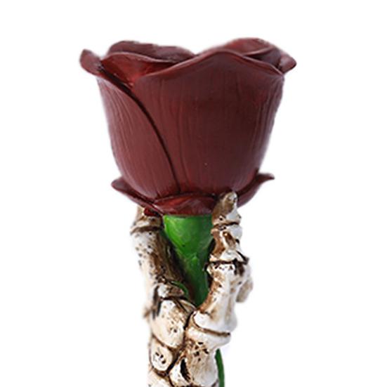 Скелет в виде розы, подсвечник, рука-призрак, держащая цветок, фигурка из смолы, конический столб, свеча, подсвечник, центральная часть стола