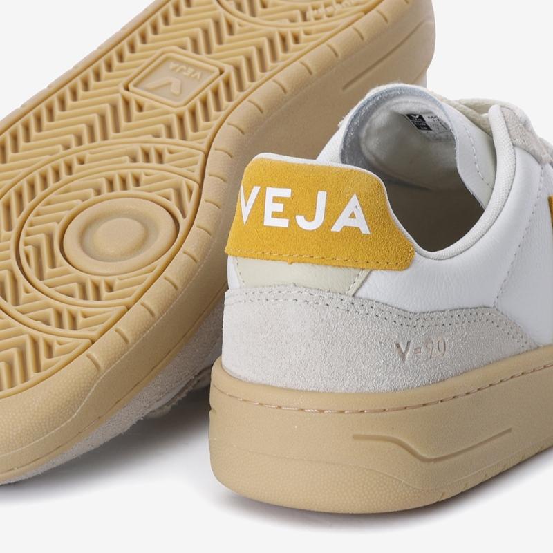 Veja Unisex Leather Sneakers V90 Svju251vd20 894