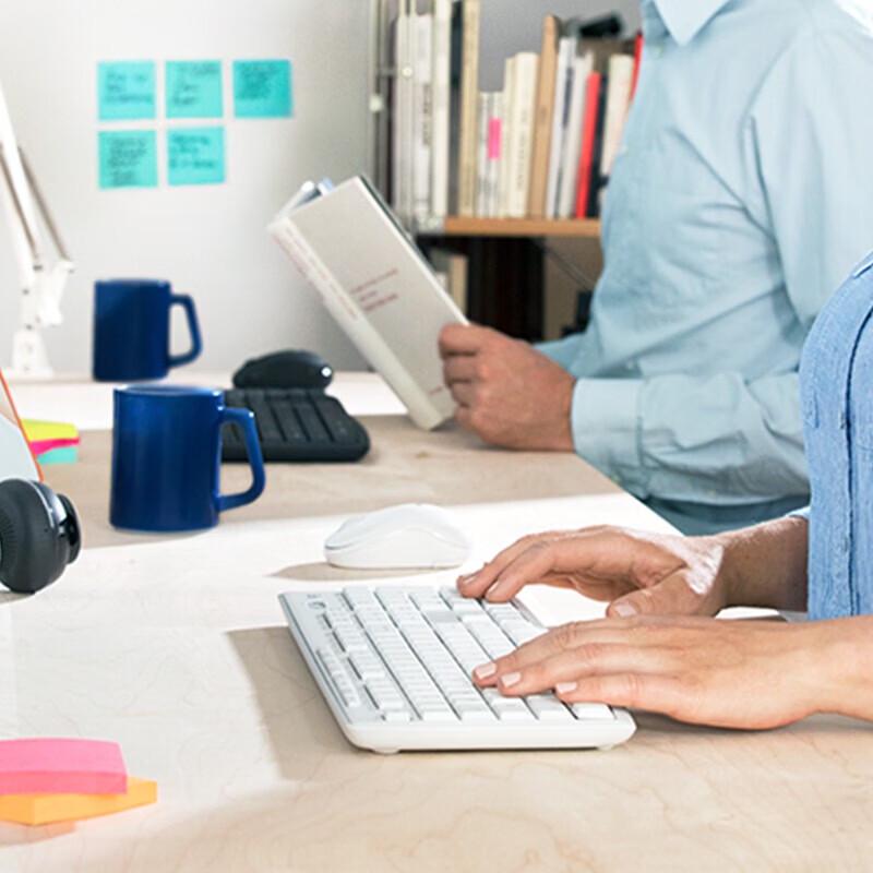 Logitech Беспроводной бесшумный комплект клавиатуры и мыши MK295