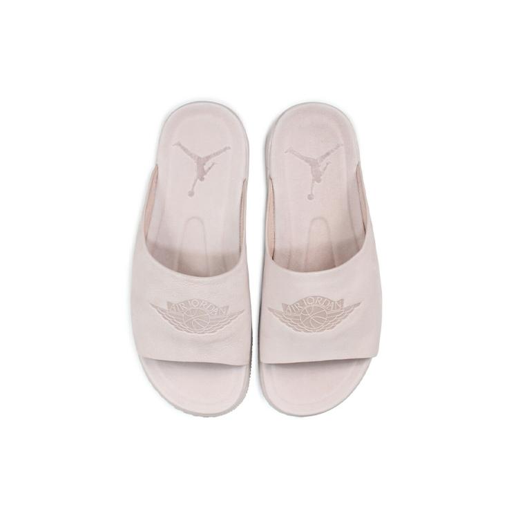Jordan Женская модель Modero Particle Beige AO9919-200
