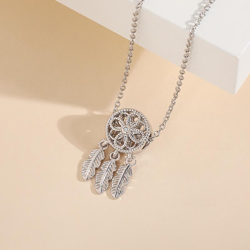 Короткая цепочка с тремя листочками на ключицу, простое ожерелье в виде ловца снов в этническом стиле в стиле бохо