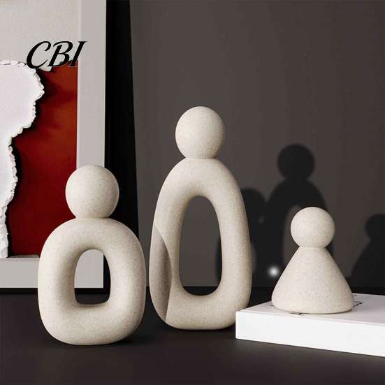 Nordic Style Art Ornament Family of Three Sculpture, Resin Abstract Figurine, Modern Minimalist Tabletop Decor for Office Desk Home TV Cabinet