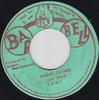 7-дюймовая пластинка JOHNNY CLARK Its True I.N.R.I.  Версия I.N.R. НИЧЕГО Гантельный Бар 1974 Ямайка Регги Ска Даб Б/У