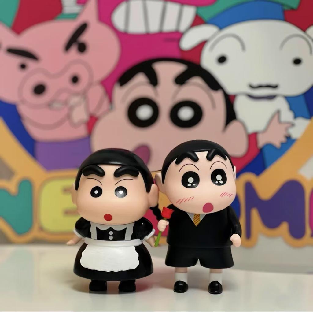 2Pcs/Set Crayon Shin-chan Peripheral Adorable Rose Maid Collection Amine Desktop Car Fashionable Figure Ornament Playthings Fans Birth Date Gifts